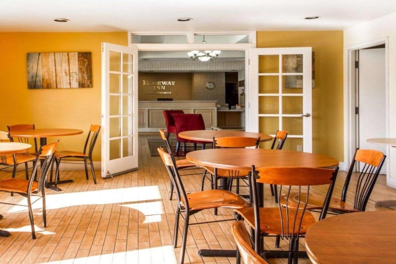 Rodeway Inn Watsonville Exteriör bild